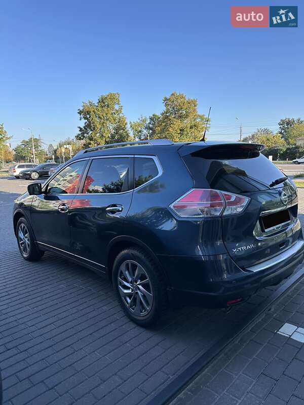 Позашляховик / Кросовер Nissan X-Trail 2015 в Харкові