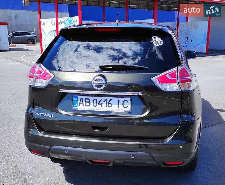 Внедорожник / Кроссовер Nissan X-Trail 2016 в Виннице