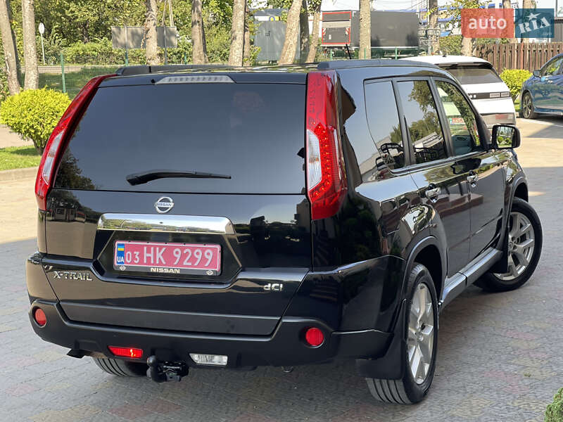 Внедорожник / Кроссовер Nissan X-Trail 2012 в Стрые
