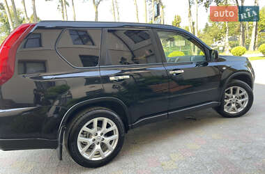 Позашляховик / Кросовер Nissan X-Trail 2012 в 
