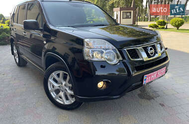 Позашляховик / Кросовер Nissan X-Trail 2012 в 