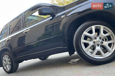 Позашляховик / Кросовер Nissan X-Trail 2012 в 