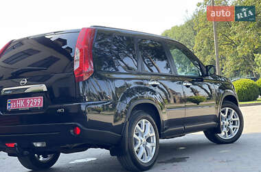 Позашляховик / Кросовер Nissan X-Trail 2012 в 