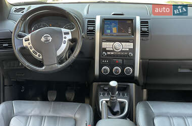 Позашляховик / Кросовер Nissan X-Trail 2012 в 