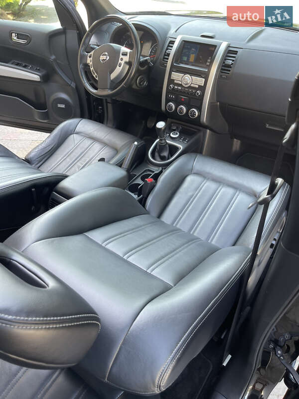 Внедорожник / Кроссовер Nissan X-Trail 2012 в Стрые
