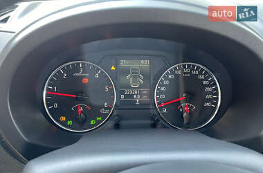 Позашляховик / Кросовер Nissan X-Trail 2012 в 