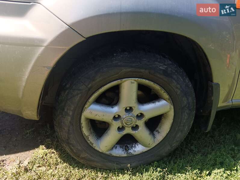 Внедорожник / Кроссовер Nissan X-Trail 2002 в Звягеле