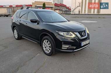Позашляховик / Кросовер Nissan X-Trail 2018 в 