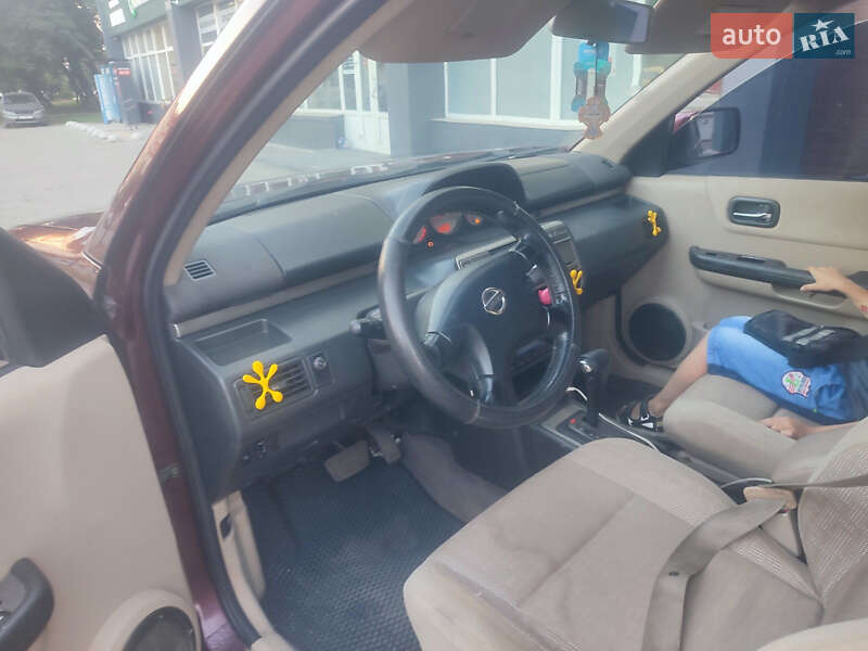 Позашляховик / Кросовер Nissan X-Trail 2002 в Івано-Франківську