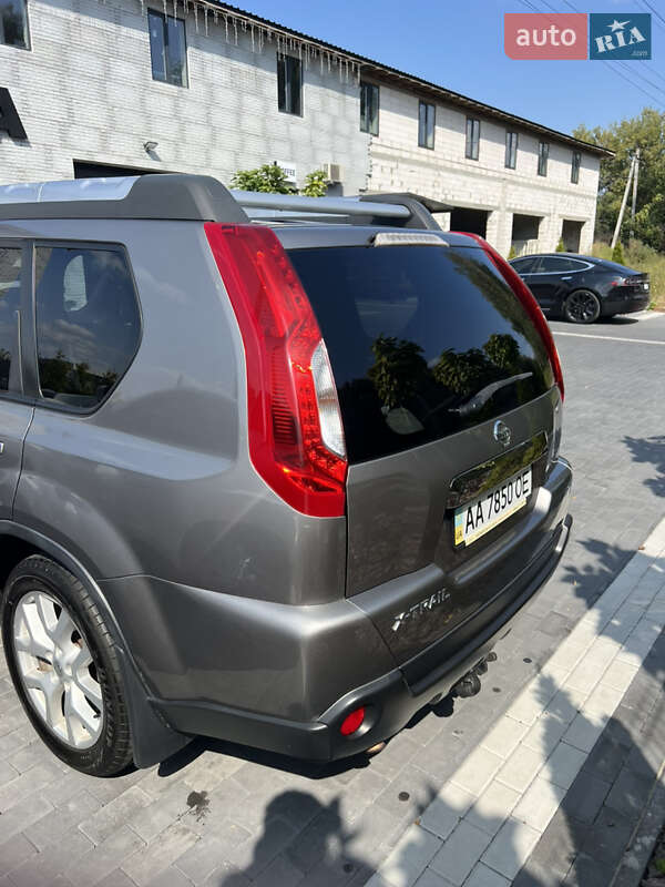 Внедорожник / Кроссовер Nissan X-Trail 2013 в Киеве