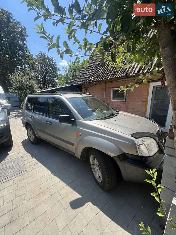 Позашляховик / Кросовер Nissan X-Trail 2002 в Побужському