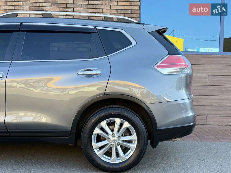 Внедорожник / Кроссовер Nissan X-Trail 2016 в Киеве