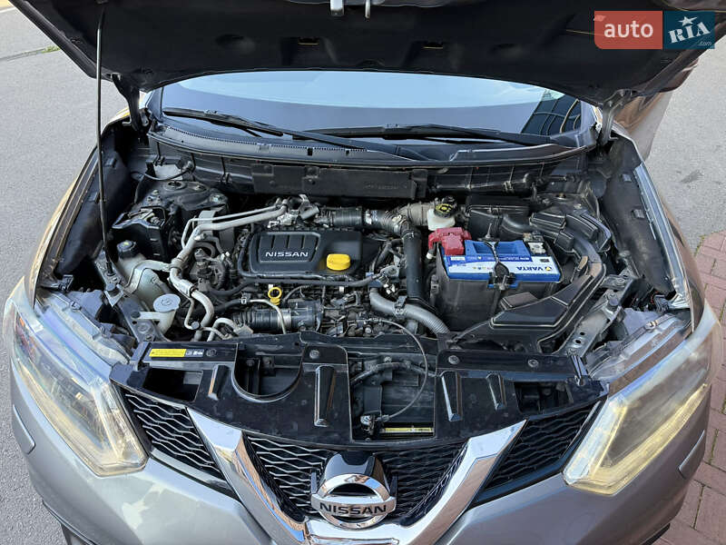 Внедорожник / Кроссовер Nissan X-Trail 2016 в Киеве