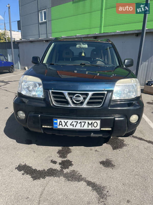 Позашляховик / Кросовер Nissan X-Trail 2003 в Харкові фото 2 Позашляховик / Кросовер Nissan X-Trail 2003 в Харкові