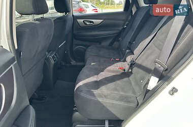 Внедорожник / Кроссовер Nissan X-Trail 2015 в 