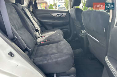 Внедорожник / Кроссовер Nissan X-Trail 2015 в 