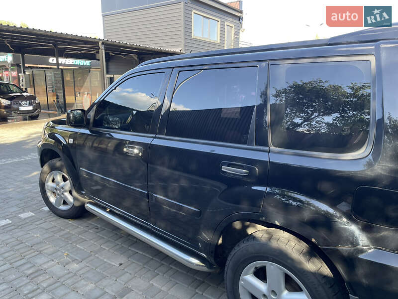 Внедорожник / Кроссовер Nissan X-Trail 2004 в Звягеле