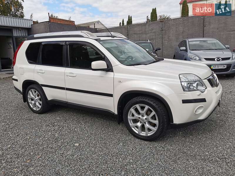 Внедорожник / Кроссовер Nissan X-Trail 2012 в Хмельницком