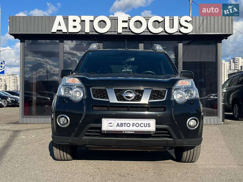 Позашляховик / Кросовер Nissan X-Trail 2014 в Києві