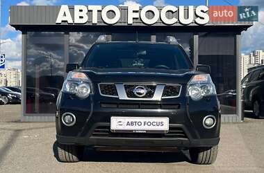 Позашляховик / Кросовер Nissan X-Trail 2014 в  фото 3 Позашляховик / Кросовер Nissan X-Trail 2014 в