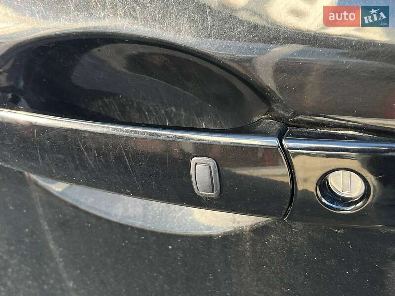 Позашляховик / Кросовер Nissan X-Trail 2014 в Києві