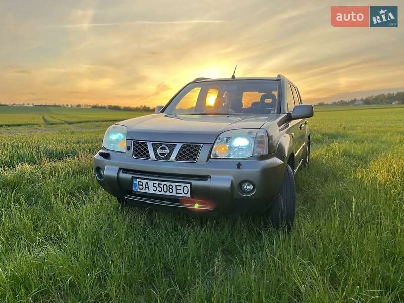 Внедорожник / Кроссовер Nissan X-Trail 2006 в Киеве