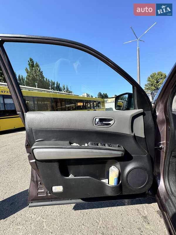 Внедорожник / Кроссовер Nissan X-Trail 2008 в Киеве фото 12 Внедорожник / Кроссовер Nissan X-Trail 2008 в Киеве