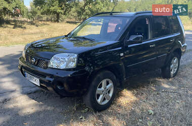Внедорожник / Кроссовер Nissan X-Trail 2003 в 
