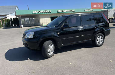 Внедорожник / Кроссовер Nissan X-Trail 2003 в 