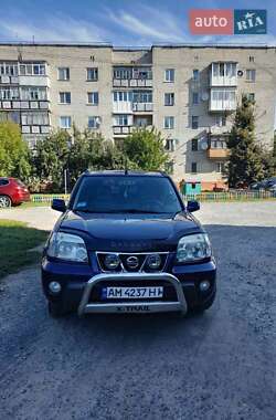 Внедорожник / Кроссовер Nissan X-Trail 2000 в Звягеле