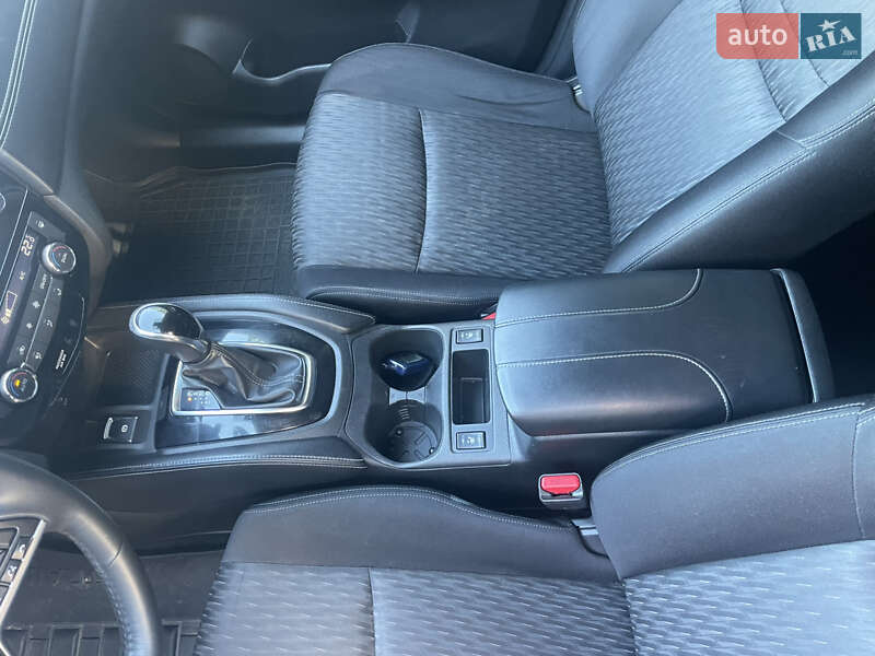 Позашляховик / Кросовер Nissan X-Trail 2018 в Києві