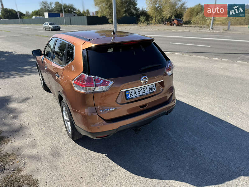 Позашляховик / Кросовер Nissan X-Trail 2014 в Києві