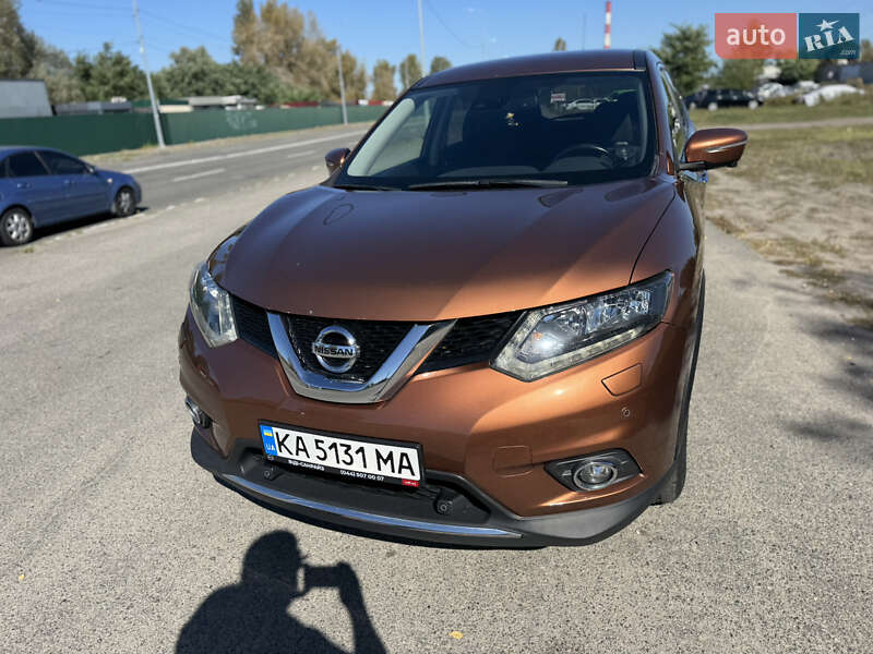 Позашляховик / Кросовер Nissan X-Trail 2014 в Києві
