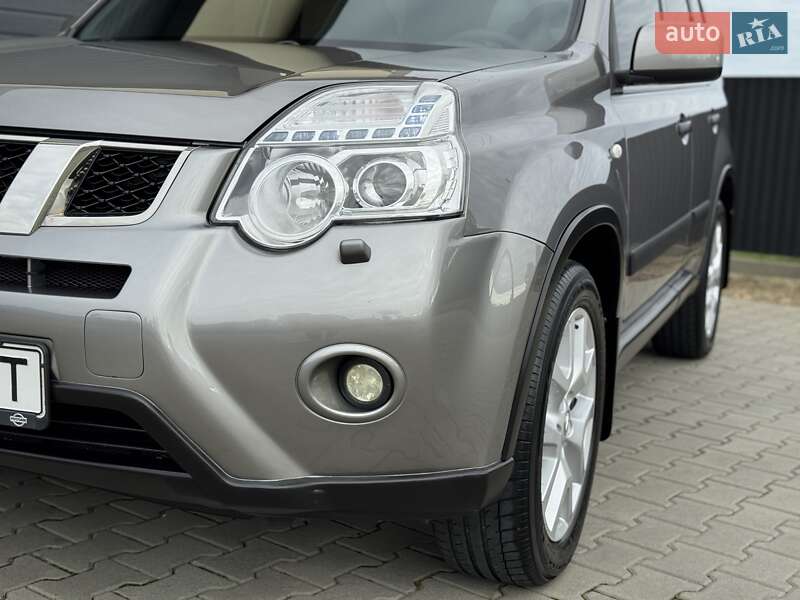 Позашляховик / Кросовер Nissan X-Trail 2010 в Стрию