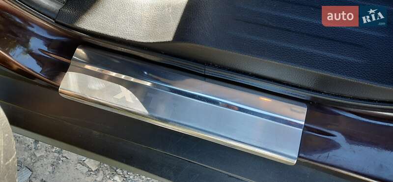 Позашляховик / Кросовер Nissan X-Trail 2017 в Новій Водолагі