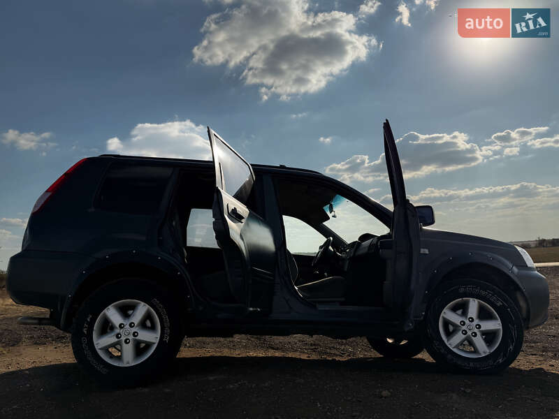 Внедорожник / Кроссовер Nissan X-Trail 2006 в Киеве фото 2 Внедорожник / Кроссовер Nissan X-Trail 2006 в Киеве