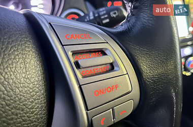 Внедорожник / Кроссовер Nissan X-Trail 2015 в 
