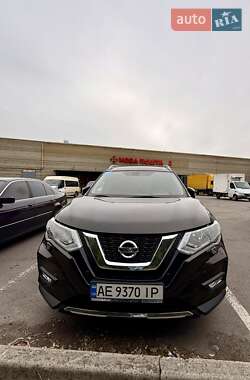 Внедорожник / Кроссовер Nissan X-Trail 2017 в Днепре