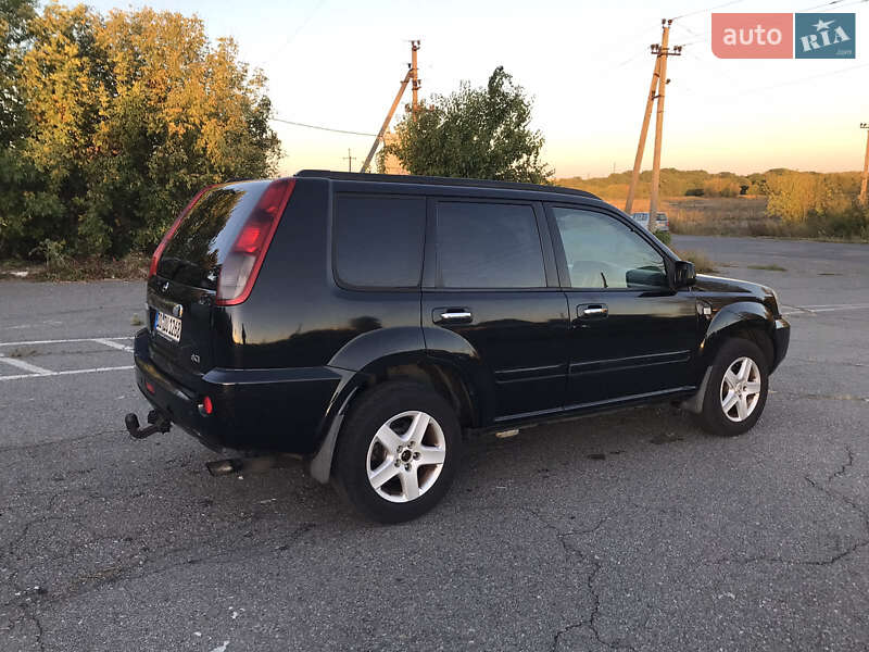 Внедорожник / Кроссовер Nissan X-Trail 2005 в Киеве