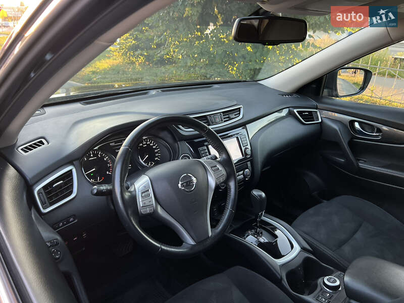 Внедорожник / Кроссовер Nissan X-Trail 2017 в Киеве