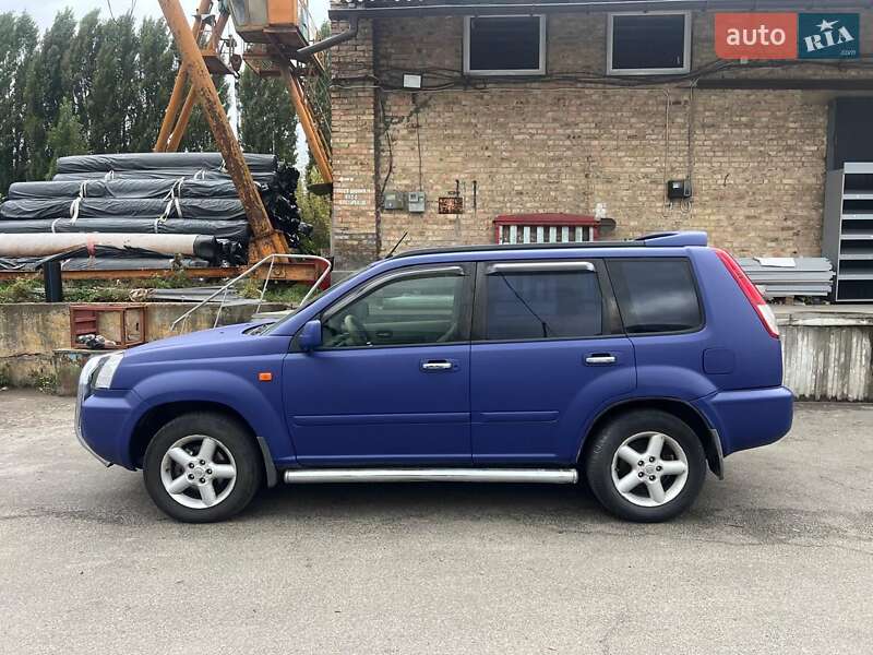Внедорожник / Кроссовер Nissan X-Trail 2002 в Харькове