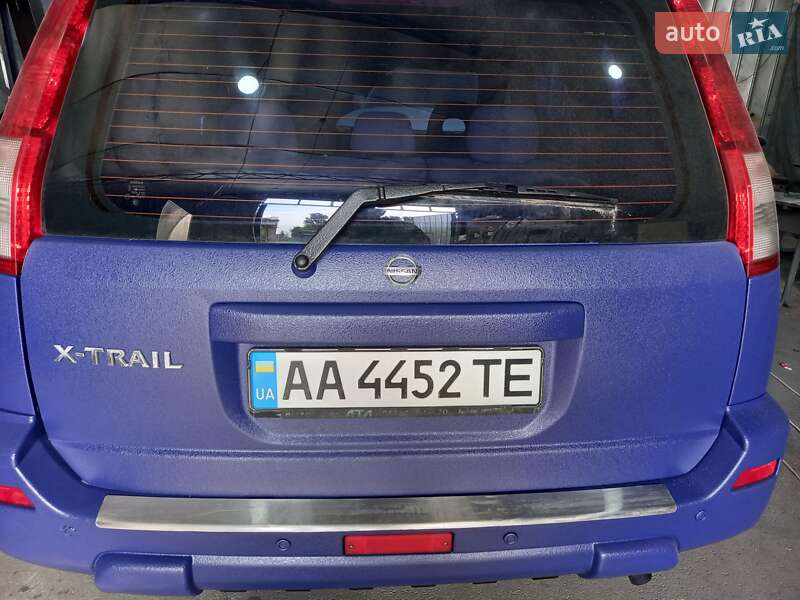 Внедорожник / Кроссовер Nissan X-Trail 2002 в Харькове