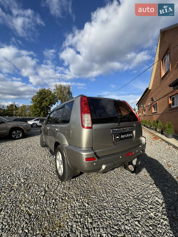 Позашляховик / Кросовер Nissan X-Trail 2002 в Дергачах фото 5 Позашляховик / Кросовер Nissan X-Trail 2002 в Дергачах