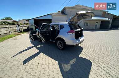 Позашляховик / Кросовер Nissan X-Trail 2015 в  фото 2 Позашляховик / Кросовер Nissan X-Trail 2015 в