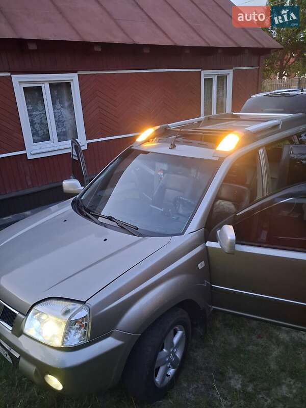 Внедорожник / Кроссовер Nissan X-Trail 2006 в Сарнах фото 7 Внедорожник / Кроссовер Nissan X-Trail 2006 в Сарнах