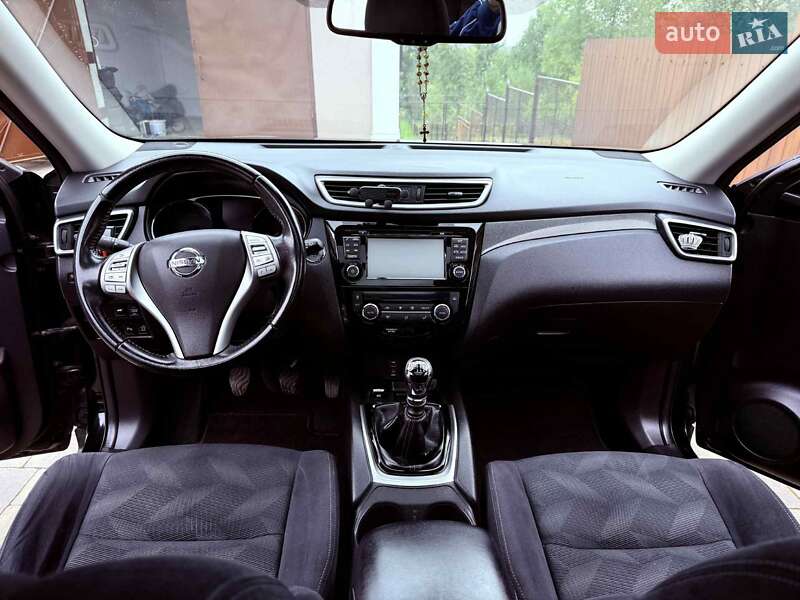 Внедорожник / Кроссовер Nissan X-Trail 2014 в Дрогобыче фото 18 Внедорожник / Кроссовер Nissan X-Trail 2014 в Дрогобыче