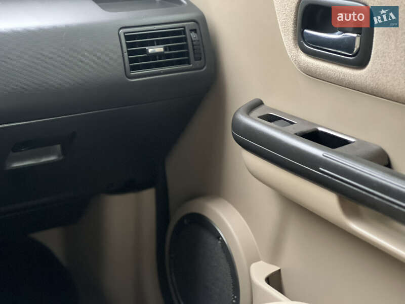 Позашляховик / Кросовер Nissan X-Trail 2002 в Рівному фото 28 Позашляховик / Кросовер Nissan X-Trail 2002 в Рівному