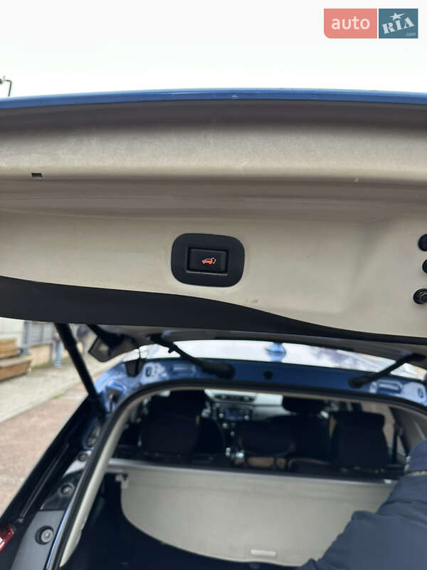 Внедорожник / Кроссовер Nissan X-Trail 2017 в Коростышеве фото 12 Внедорожник / Кроссовер Nissan X-Trail 2017 в Коростышеве