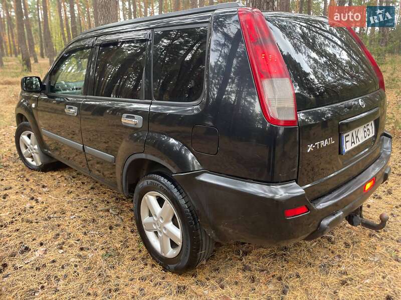 Внедорожник / Кроссовер Nissan X-Trail 2007 в Змиеве