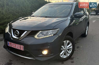 Позашляховик / Кросовер Nissan X-Trail 2015 в Дрогобичі